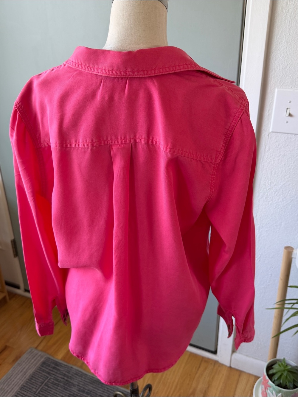 Chico’s button down - Picture 3 of 4